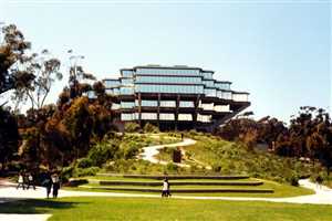 Калифорнийский университет в Сан-Диего (UCSD)