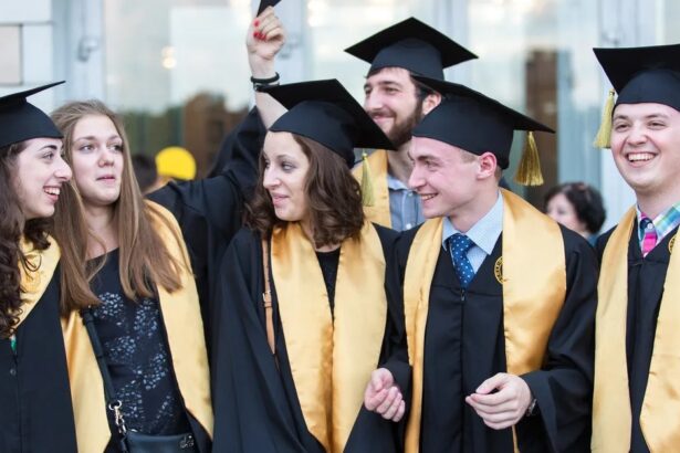 Как шьют мантии - материалы и технологии