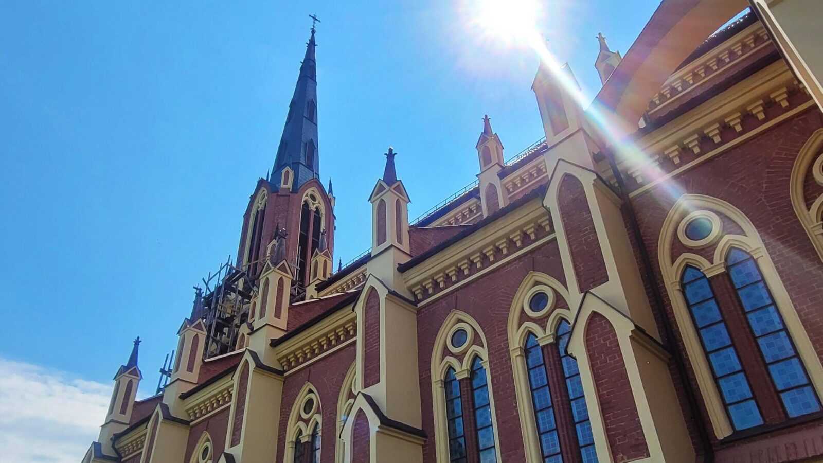 Религиозное наследие Гродно: православные храмы и костёлы