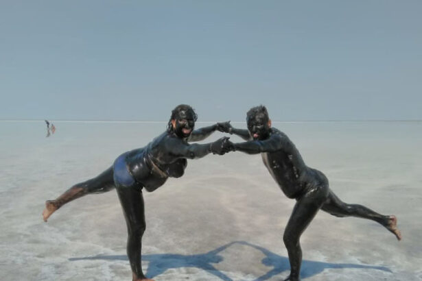 Озеро Буссе &mdash; необычное солёное озеро с лечебной грязью