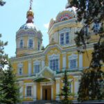 Зачем стоит посетить собор Вознесения в Алматы