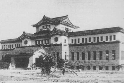 Краеведческий музей в Южно-Сахалинске — японское здание 1937 года