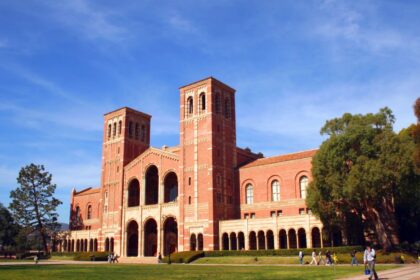Калифорнийский университет в Лос-Анджелесе (UCLA)
