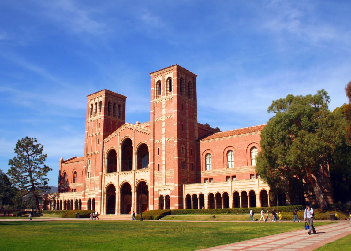 Калифорнийский университет в Лос-Анджелесе (UCLA)