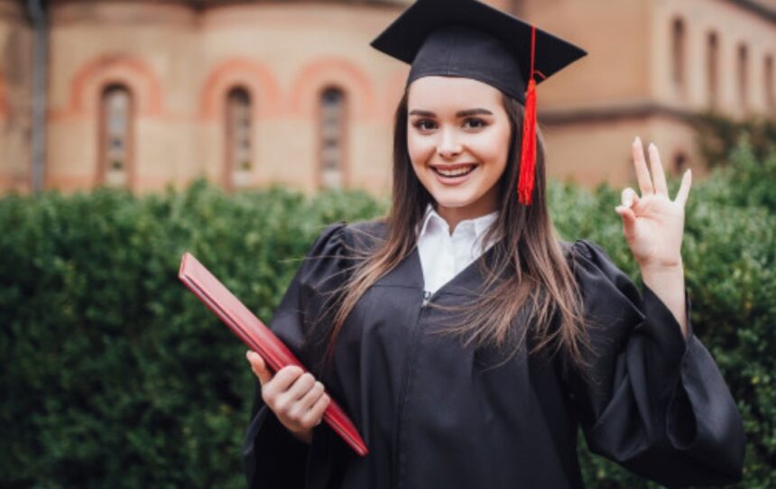 Мантии для выпускного - как выбрать и где заказать