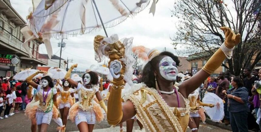Марди Гра в Новом Орлеане - карнавал в стиле джаз и веселье