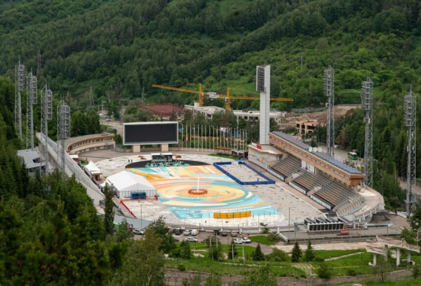 Медеу &mdash; самый высокий каток в мире