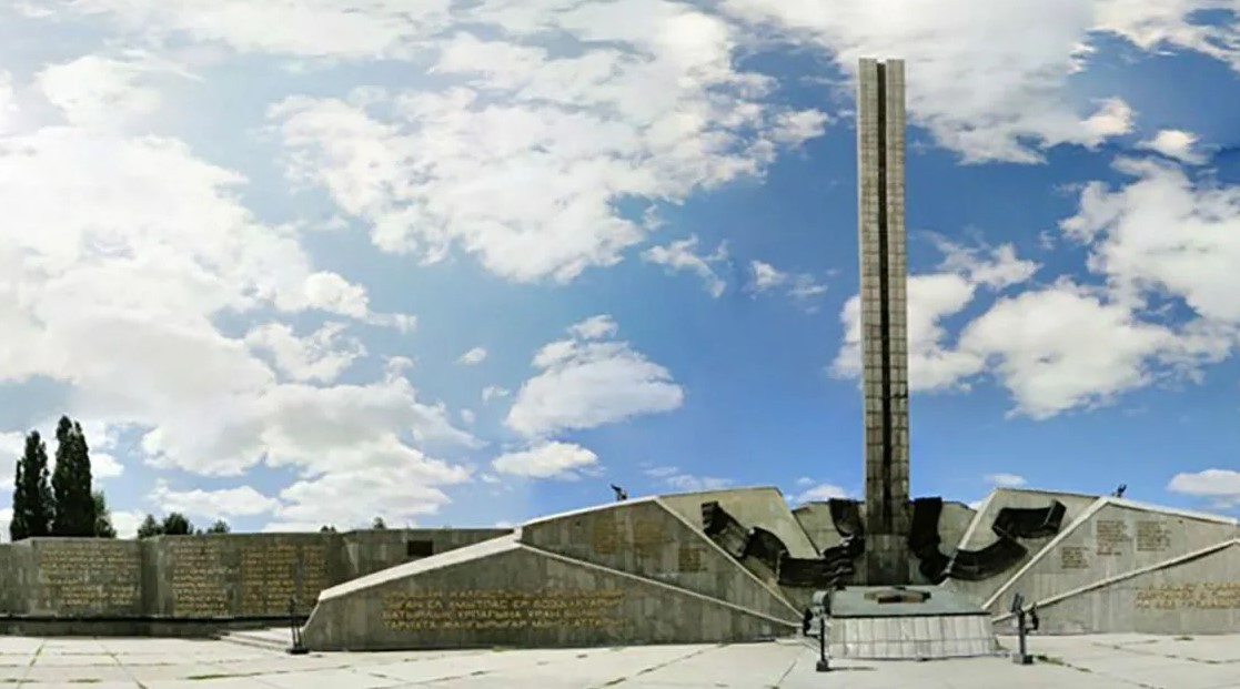 Мемориал «Победа» в Корсакове