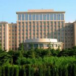 Цинхуа университет