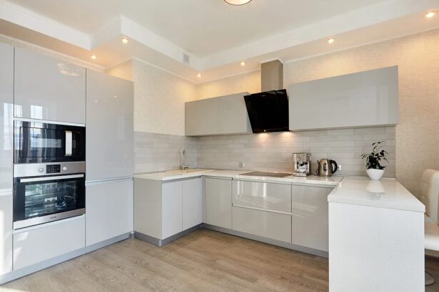 Угловые кухни - плюсы, минусы и идеи дизайна