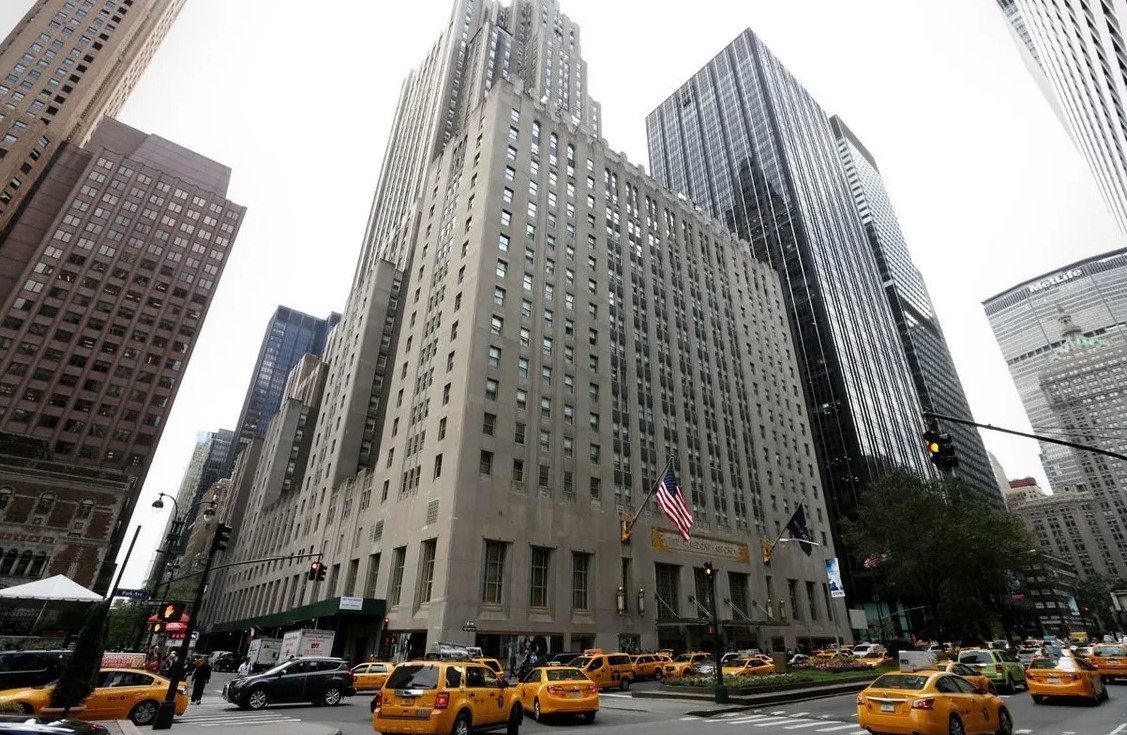 История Waldorf Astoria — отель, изменивший Нью-Йорк