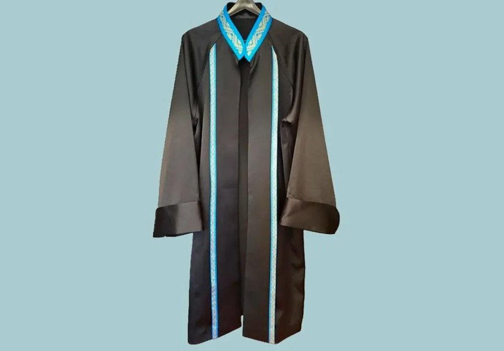 Мантии Шымкент для стильного завершения учебного года